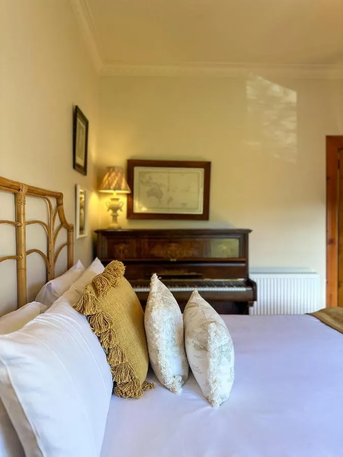 Отель The Glebe Cottage Хобарт